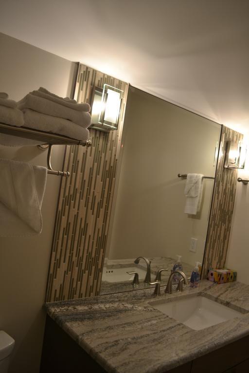 Radium Elk Park B & B Radium Hot Springs Room photo